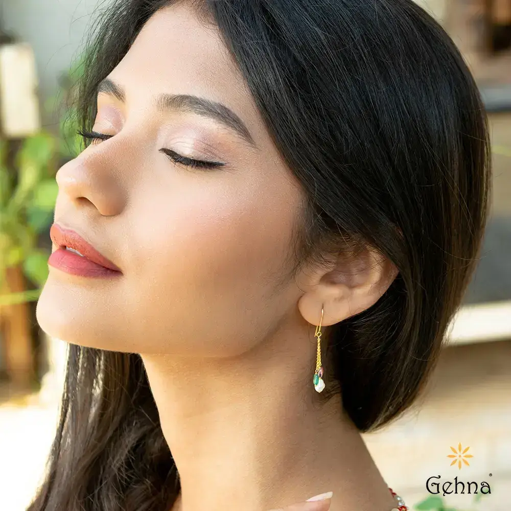 Gleaming Pearl, Tourmaline And Emerald 18K Gold Earring : GHCUCSER-5402