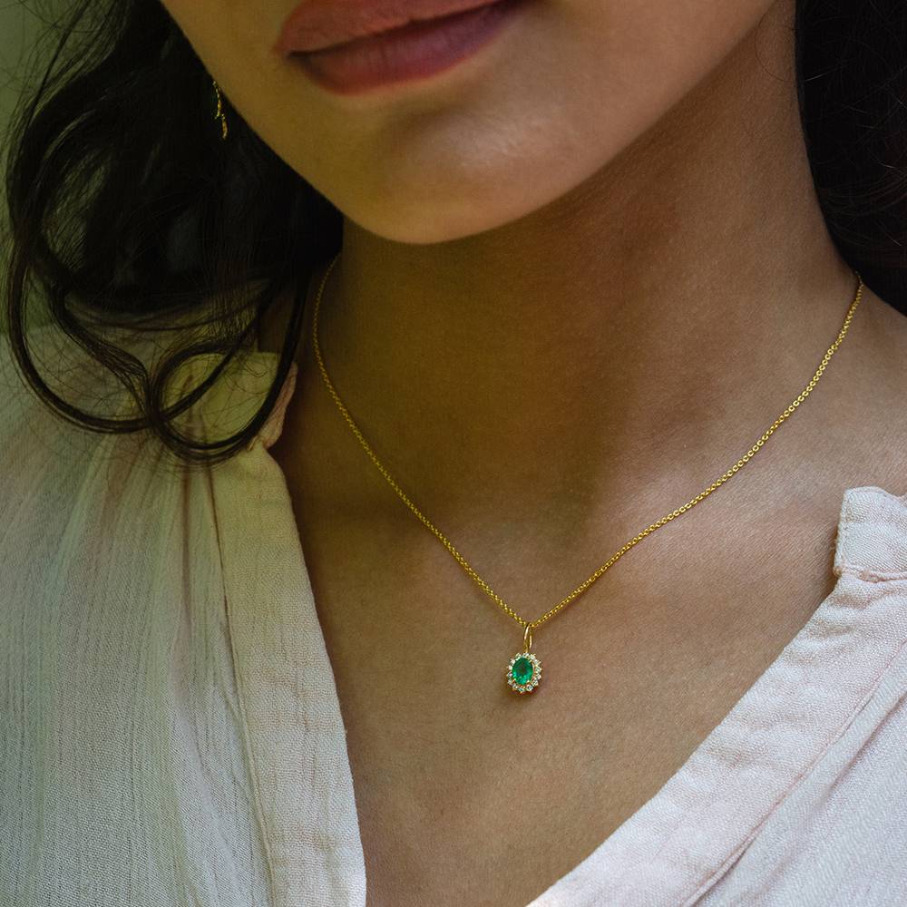 Radiant Diamond & Emerald 18K Gold Pendant : GHCUDICSPE-7209