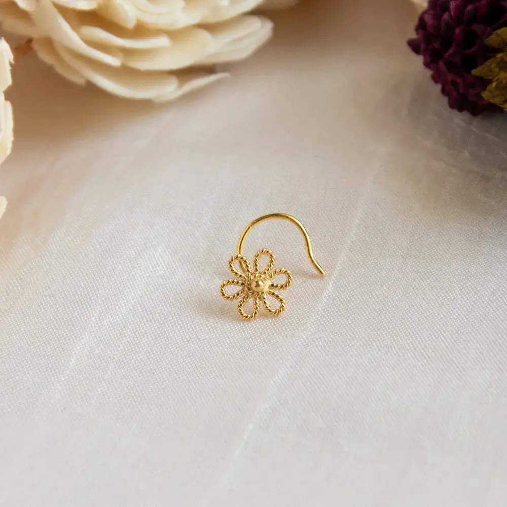 Aesthetic Floral Filigree 22K Gold Nosepin : GHCUNP-4079