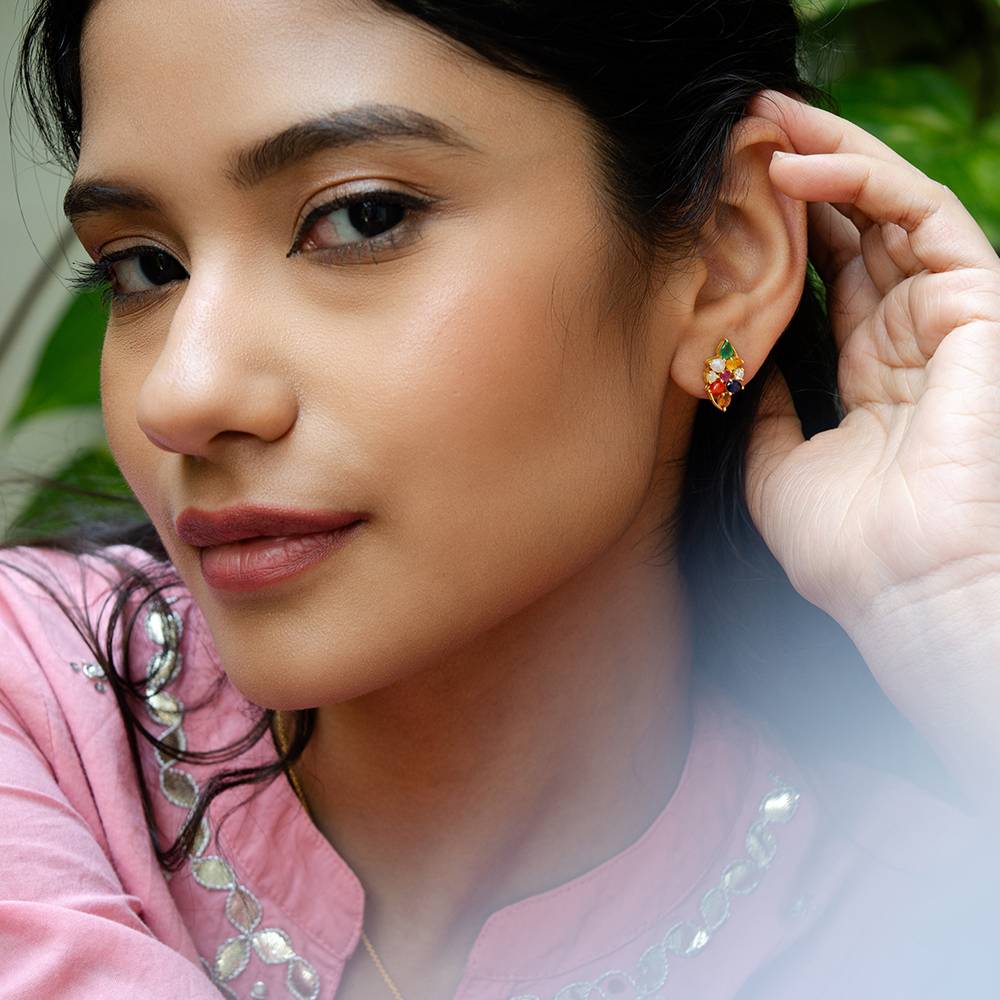 Classic Navaratna 18K Gold Stud Earrings : GHDICSER-7137