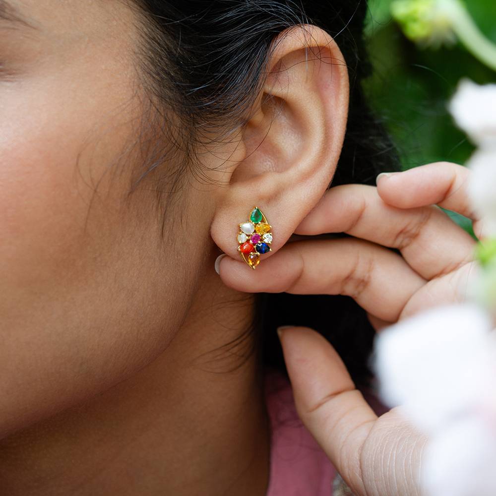 Classic Navaratna 18K Gold Stud Earrings : GHDICSER-7137