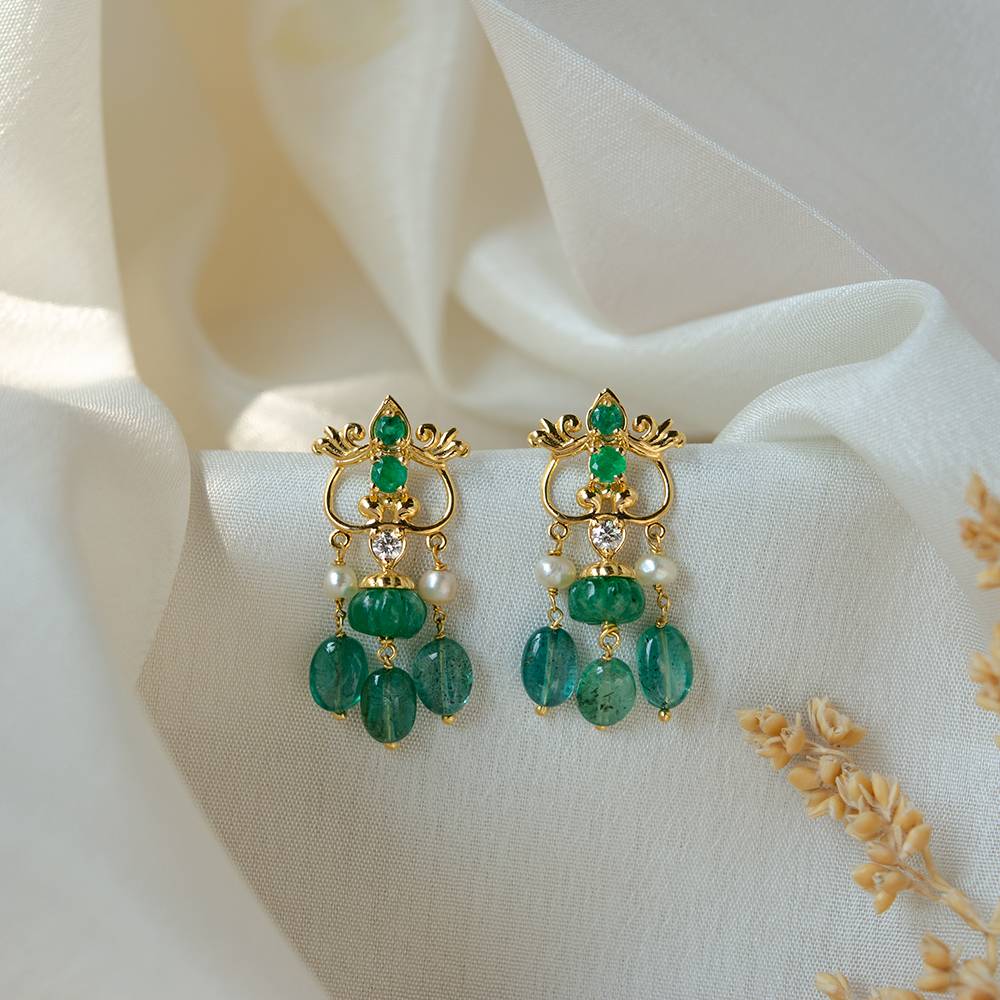 Ethereal Emerald, Pearl Diamond 18K Gold Dangle Earrings 18K Gold  Green Vvs-1