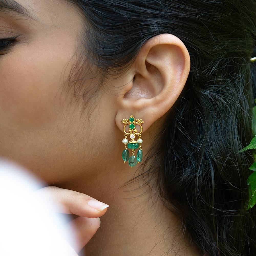 Ethereal Emerald, Pearl & Diamond 18K Gold Dangle Earrings : GHDICSER-7271