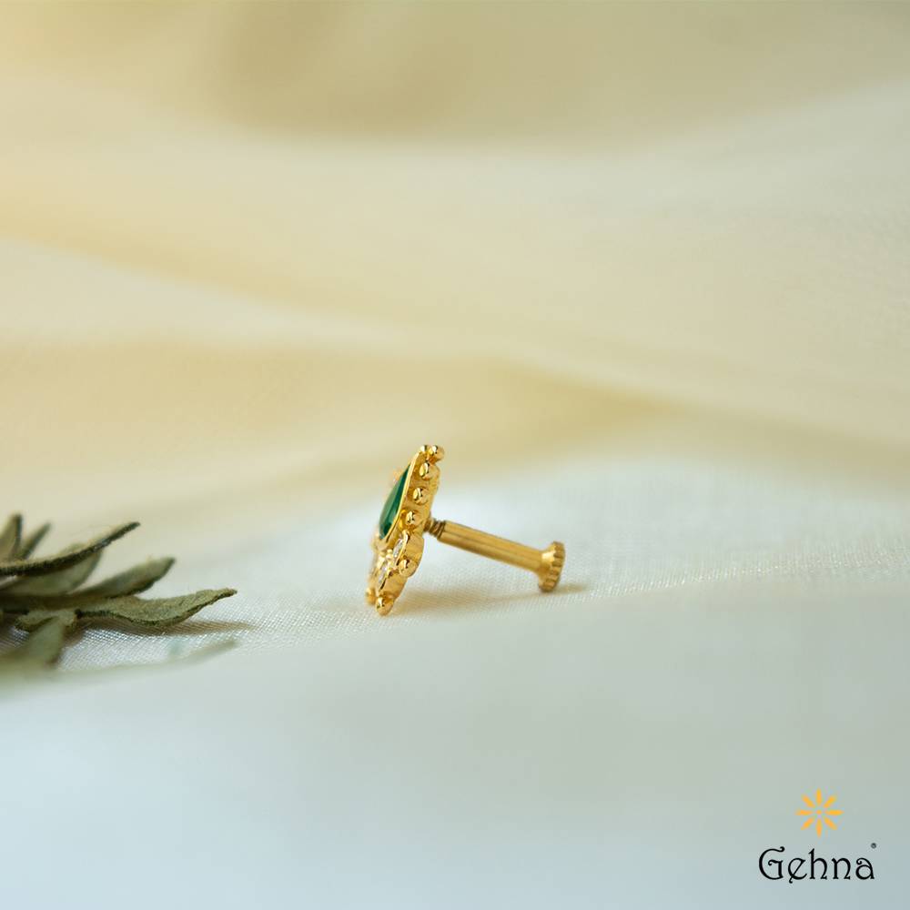 Revelry Luster Diamond & Emerald 22K Gold Nosepin : GHDICSNP-6025