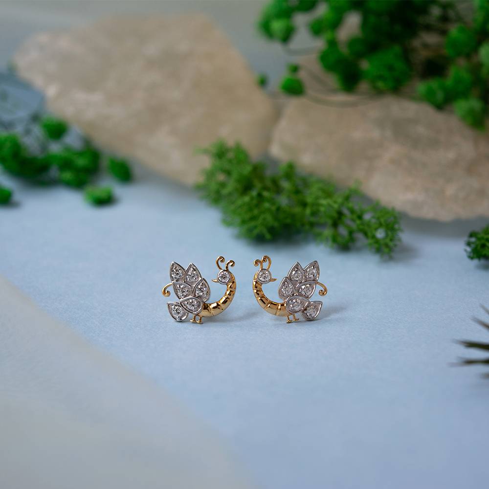 Peacock Diamond 18K Gold Stud Earrings : GHDIERVB-7309