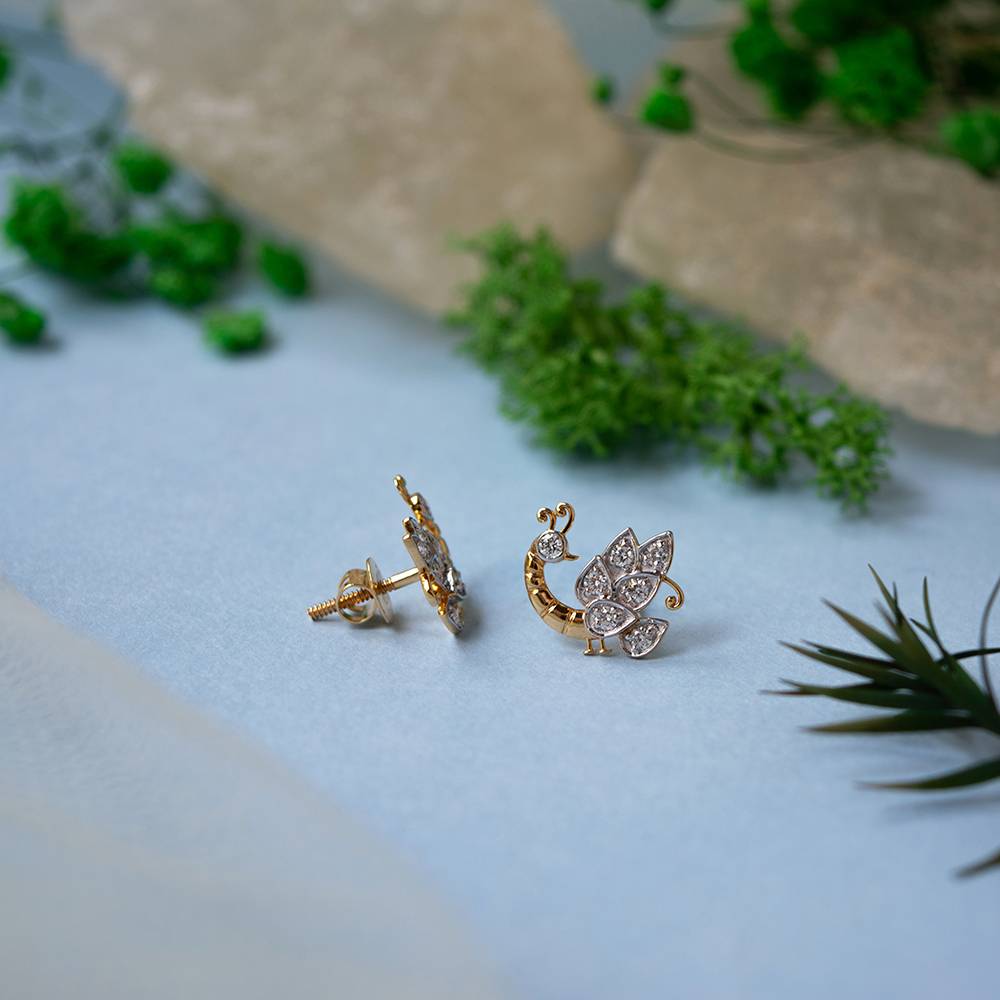 Peacock Diamond 18K Gold Stud Earrings : GHDIERVB-7309
