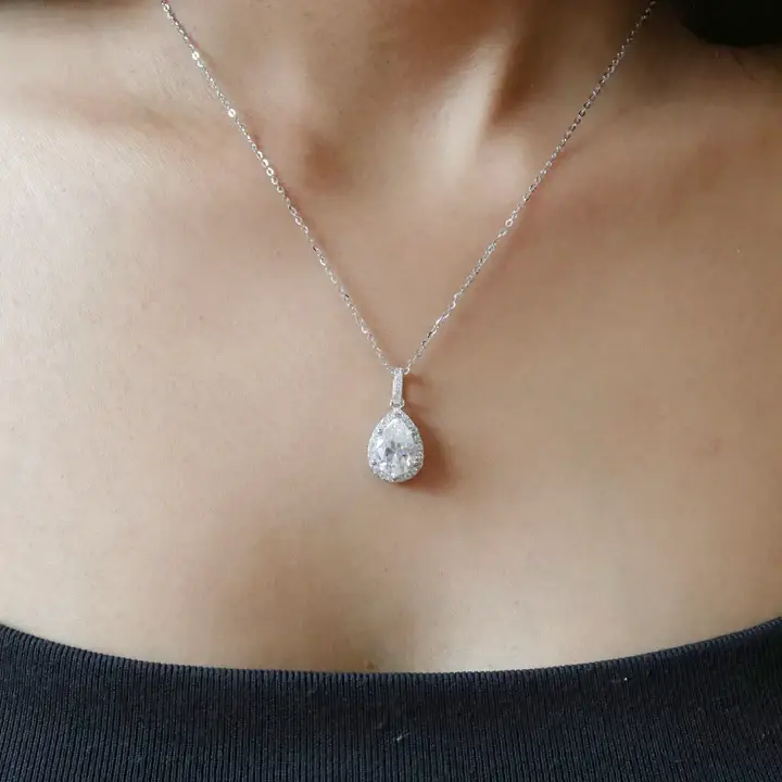 Elite 1.30Ct Halo Pendant : GJPD0008