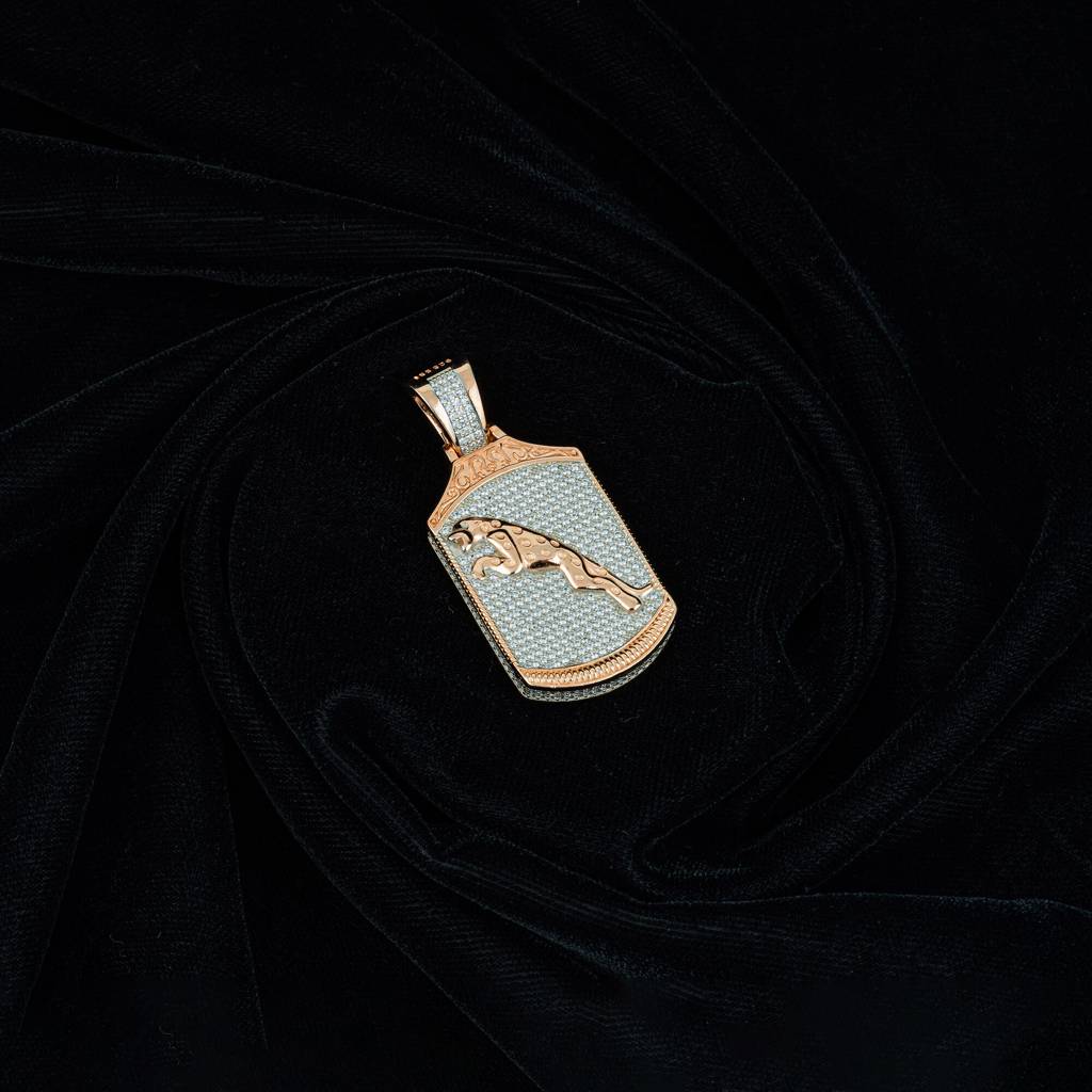 Jaguar Majesty Zircon Studded Rose Gold Locket