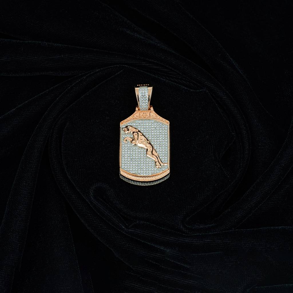 Jaguar Majesty Zircon Studded Rose Gold Locket