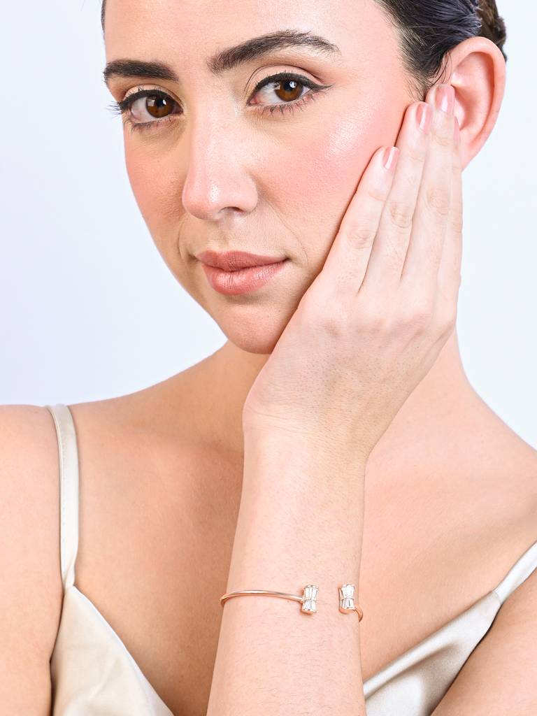 Baguette Grace Rose Gold Kada : GMLB1221
