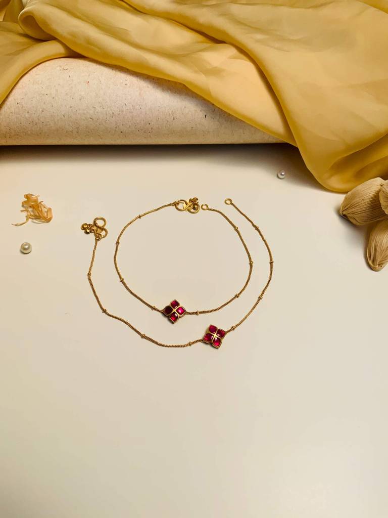 High Quality Gold Plated Flower Anklets : GPAnkBlock