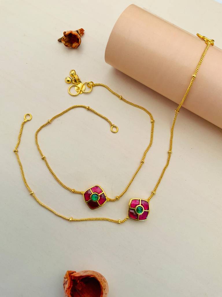 Light Pachi Kundan Daily Wear Gold Plated Anklet : GPAnkBook