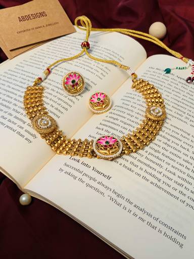 Multicolour Antique Gold Plated Kundan Necklace Set : GPAntiqueMeenakariNCLotusBabyPink