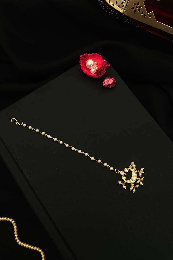 Elite Pachi Kundan Gold Plated Mangtikka : GPMGPKCrescentMoon