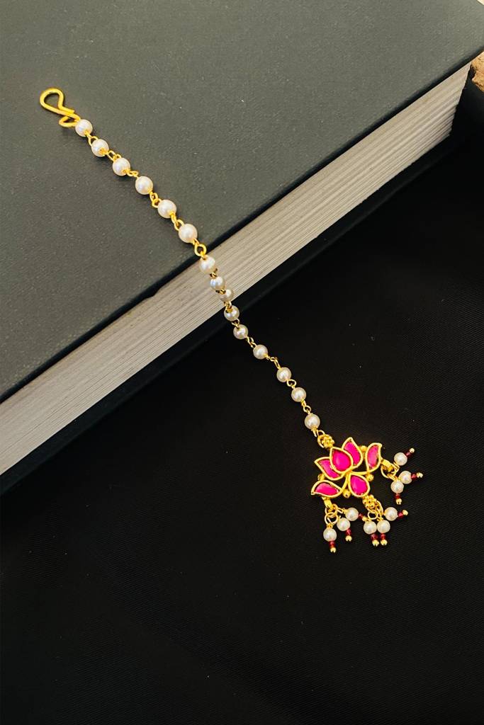 High Quality Gold Plated Ad Maangtikka : GPMGPKLotus