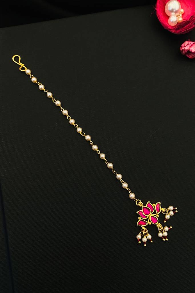 High Quality Gold Plated Ad Maangtikka : GPMGPKLotus
