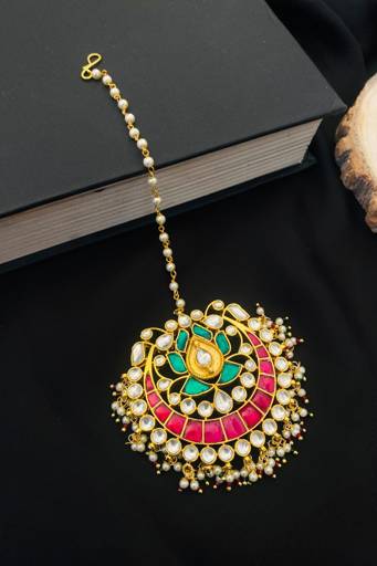 Elegant Pachi Kundan Gold Plated Maangtikka For Brides : GPMGPKMultiFlowerPink