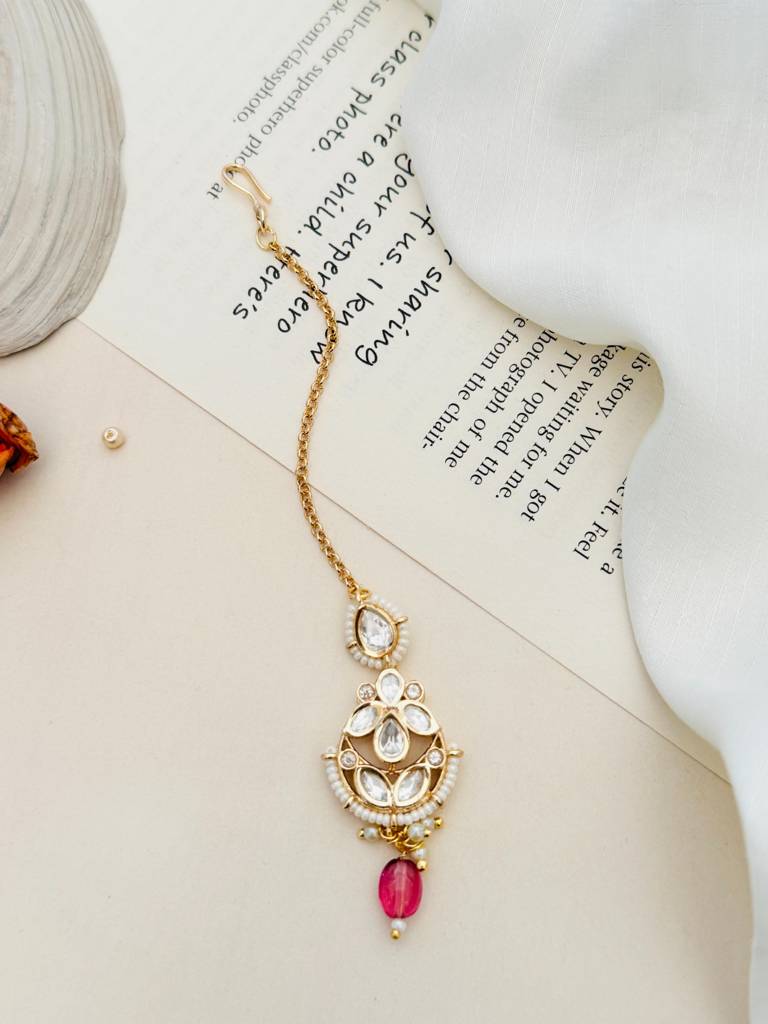 Gold-Plated Polki Kundan Studded And Beaded Maangtikka : GPPolkiJJMG01