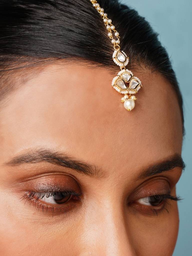Ellite Gold Plated Kundan Floral Maangtikka-Gppolkijjmg04R02 : GPPolkiJJMG04R02