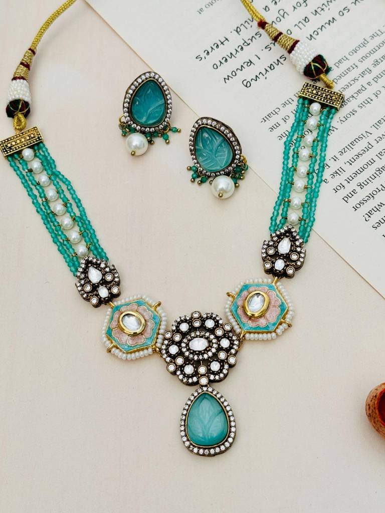 Elegant Gold Plated Choker Necklace Set : GPSJChokerPassion