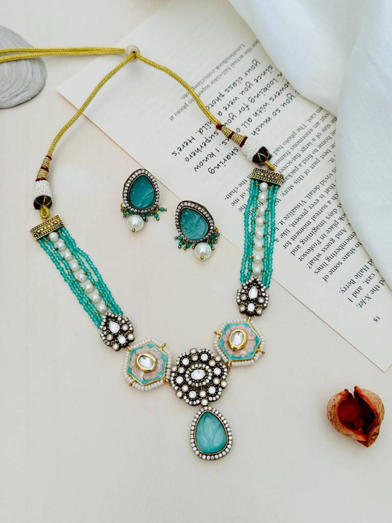Elegant Gold Plated Choker Necklace Set : GPSJChokerPassion