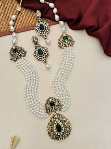 Premium Peacock Necklace Set American Diamond Studded Design : GPSJNCExtensivePeacock