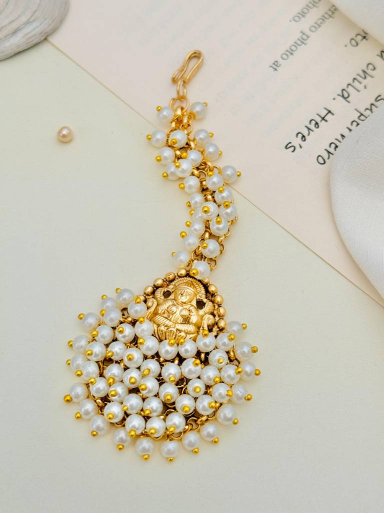 South Indian Style Maang Tikka With Kemp Beads And Gold Polish : GPTJSGCMG05