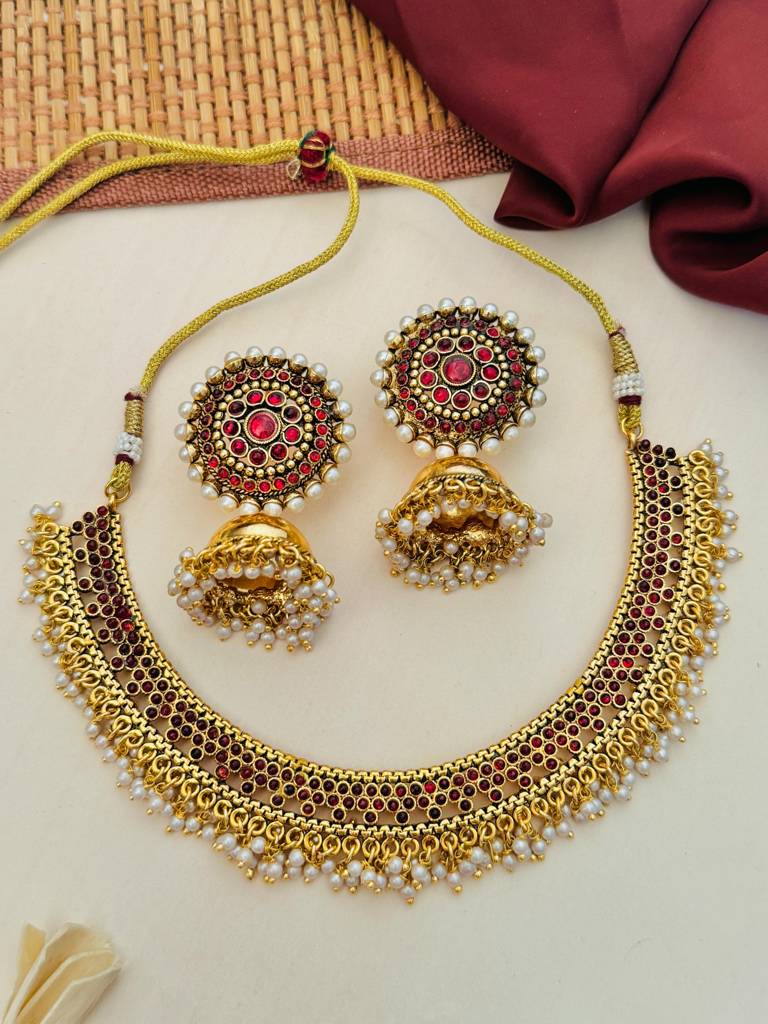 Sophisticated Gold Plated Temple Jewellery Set-Gptjvsmnc02R01 : GPTJVSMNC02R01