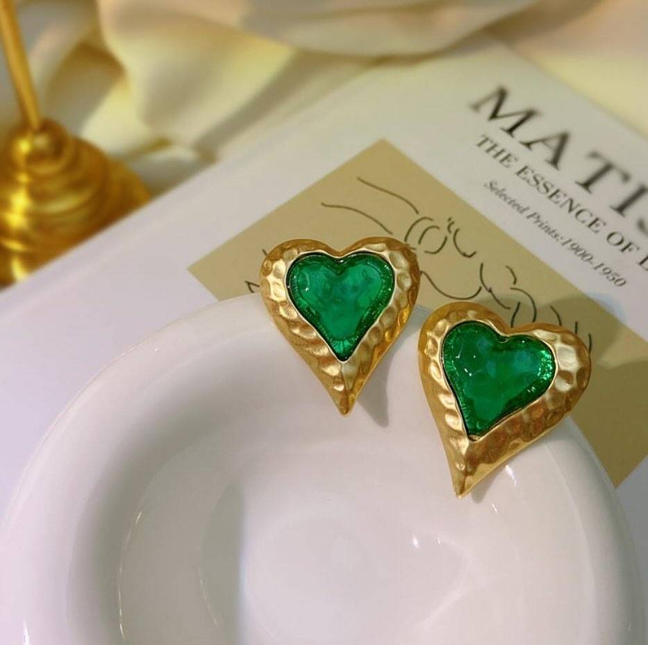 Candy Heart Studs : MJ08