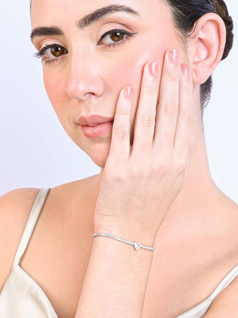 Dazzling Silver-Toned Tennis Bracelet For Women With Adjustable Solitaire Heart Cubic Zirconia Chain : GRLB1399