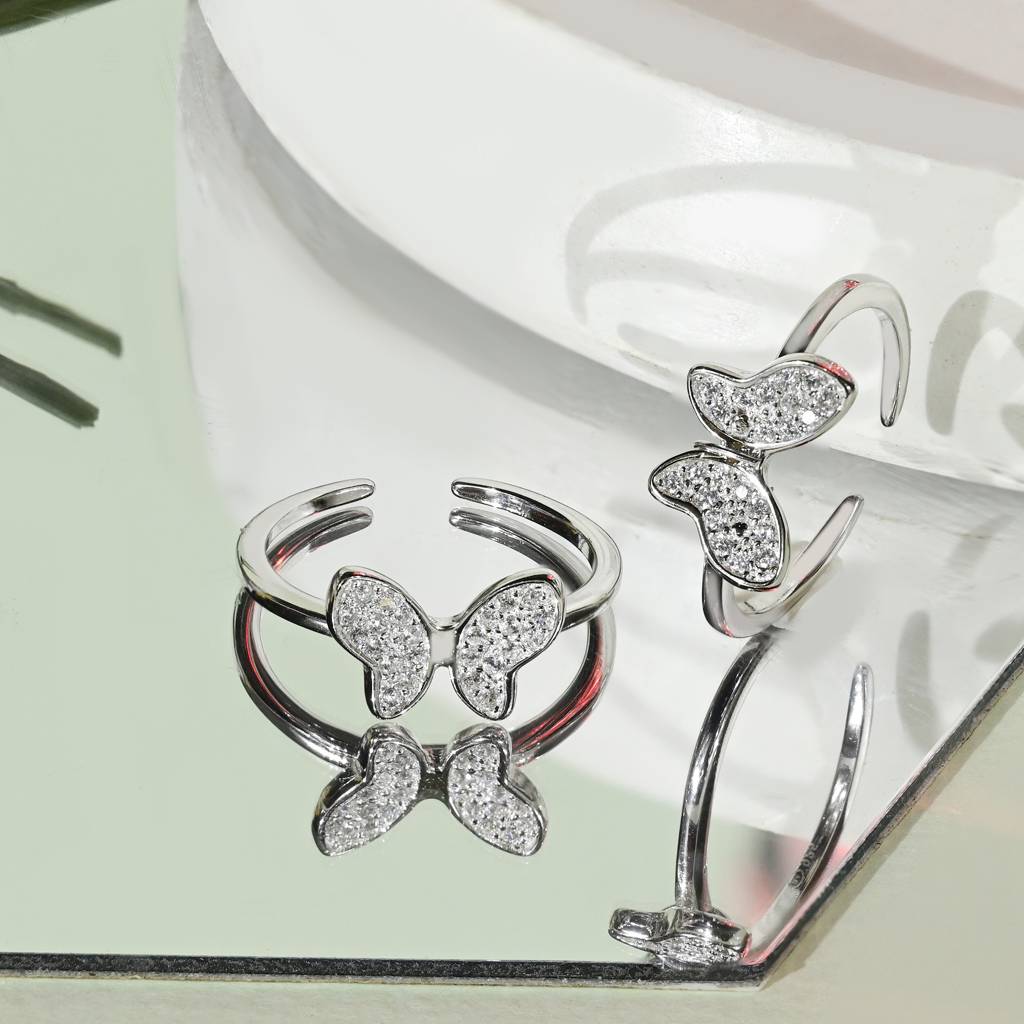 Butterfly Toe Ring In Silver Color : GTR174