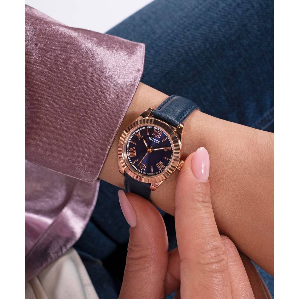 Mini Luna Watch For Women : GW0761L2