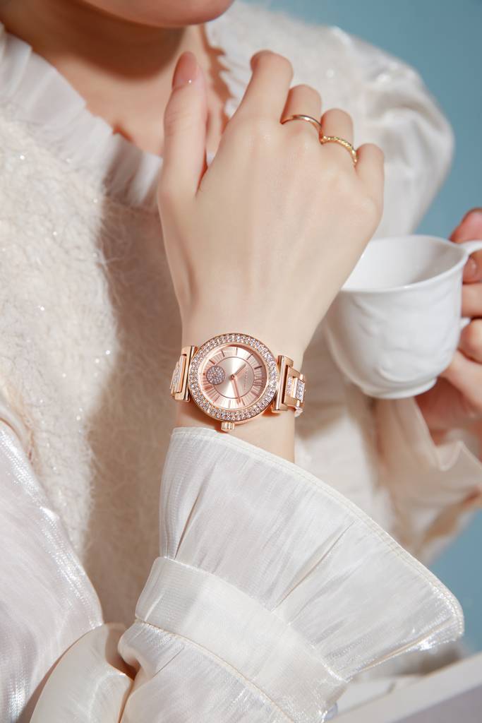 Giordano Luxury Analog Watch For Women - Elegant Crystal Design With Sub Dial And Diamond Studed Statinless Stee : GZ-60086-11