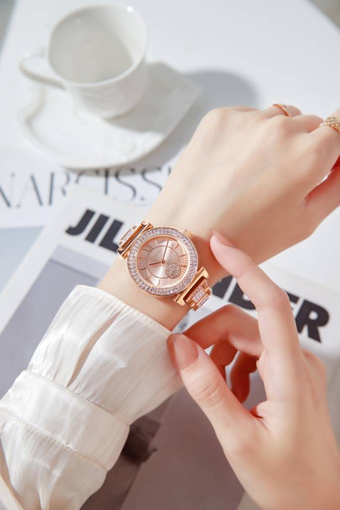 Giordano Luxury Analog Watch For Women - Elegant Crystal Design With Sub Dial And Diamond Studed Statinless Stee : GZ-60086-11