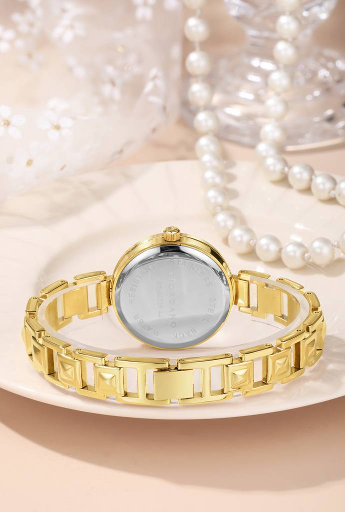 Giordano Luxury Watch For Women Â Sleek Dial With Gold Accents And Two-Tone Stone Studded Stainless Steel Stra : GZ-60088-11