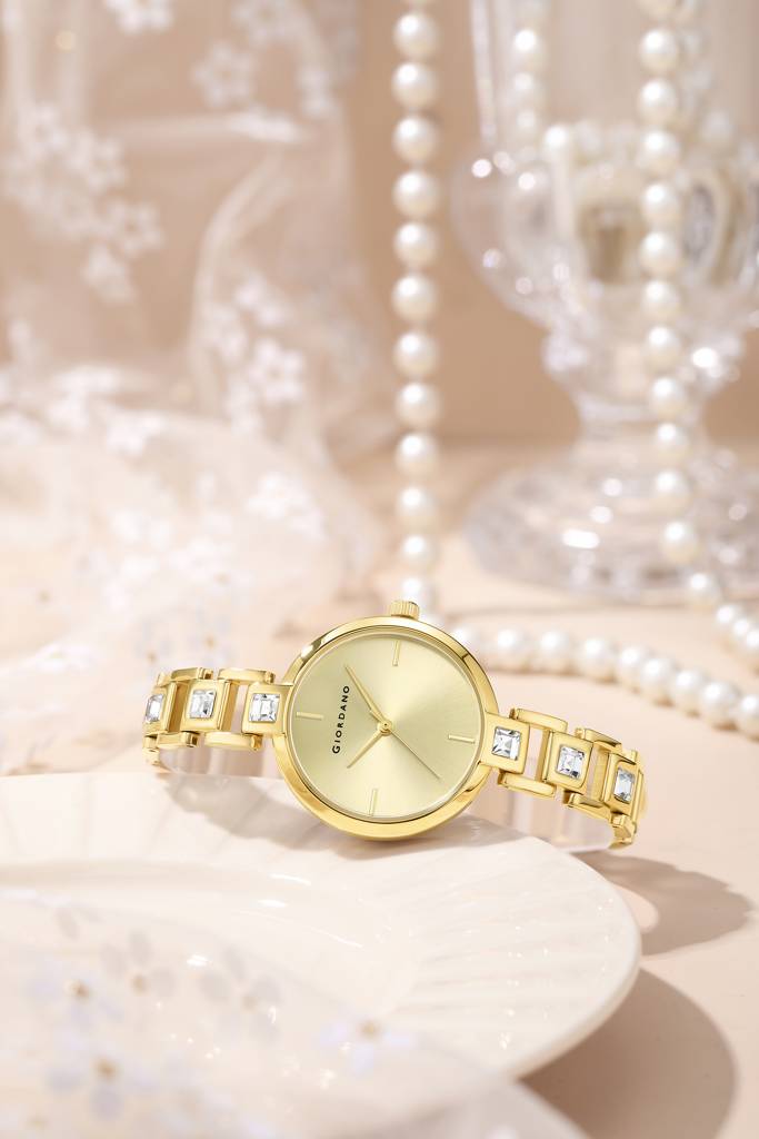 Giordano Luxury Watch For Women Â Sleek Dial With Gold Accents And Two-Tone Stone Studded Stainless Steel Stra : GZ-60088-33