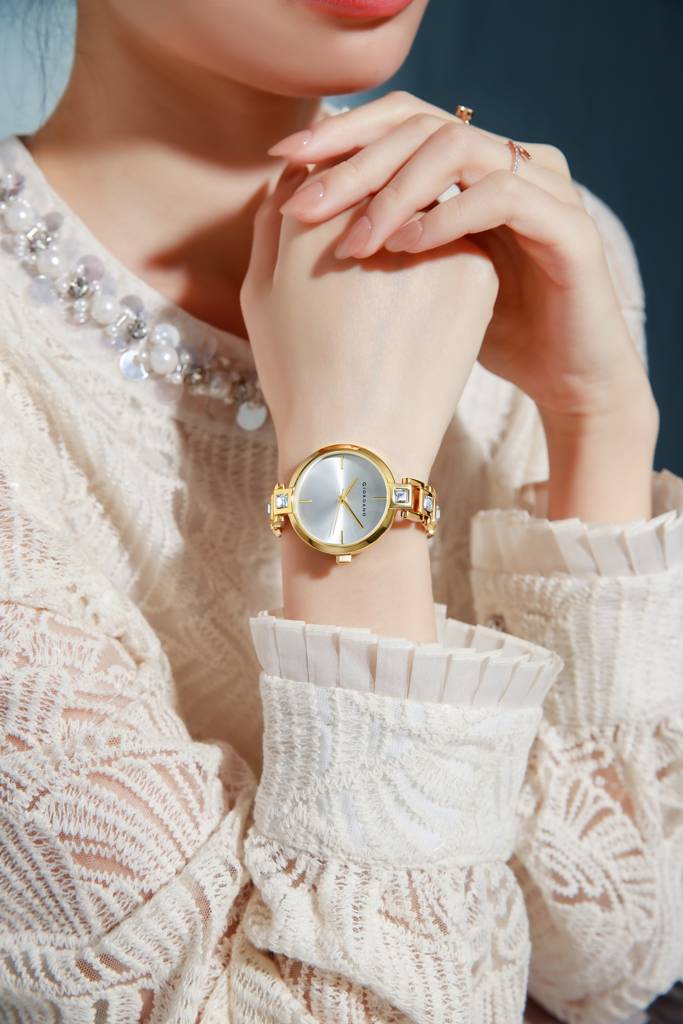 Giordano Luxury Watch For Women Â Sleek Dial With Gold Accents And Two-Tone Stone Studded Stainless Steel Stra : GZ-60088-44