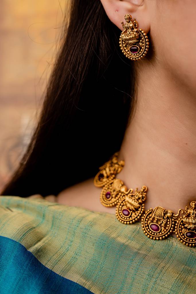 Smriti Temple Set : Neck_009