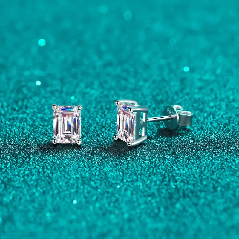 0.5 Ct Emerald Whisper Moissanite Stud Earrings - Single Piece; Gra Certified; Sterling Silver; D Vvs1 : 8L-ZGJE-UX92
