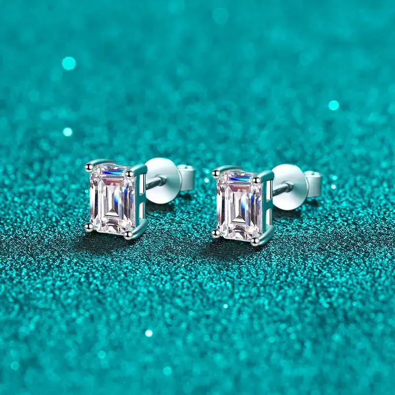 0.5 Ct Emerald Whisper Moissanite Stud Earrings - Single Piece; Gra Certified; Sterling Silver; D Vvs1 : 8L-ZGJE-UX92