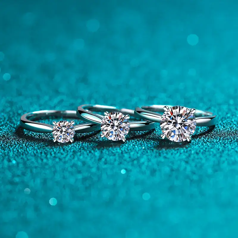 2 Ct Starry Solitaire Round Moissanite Ring : BX240-J-2ct