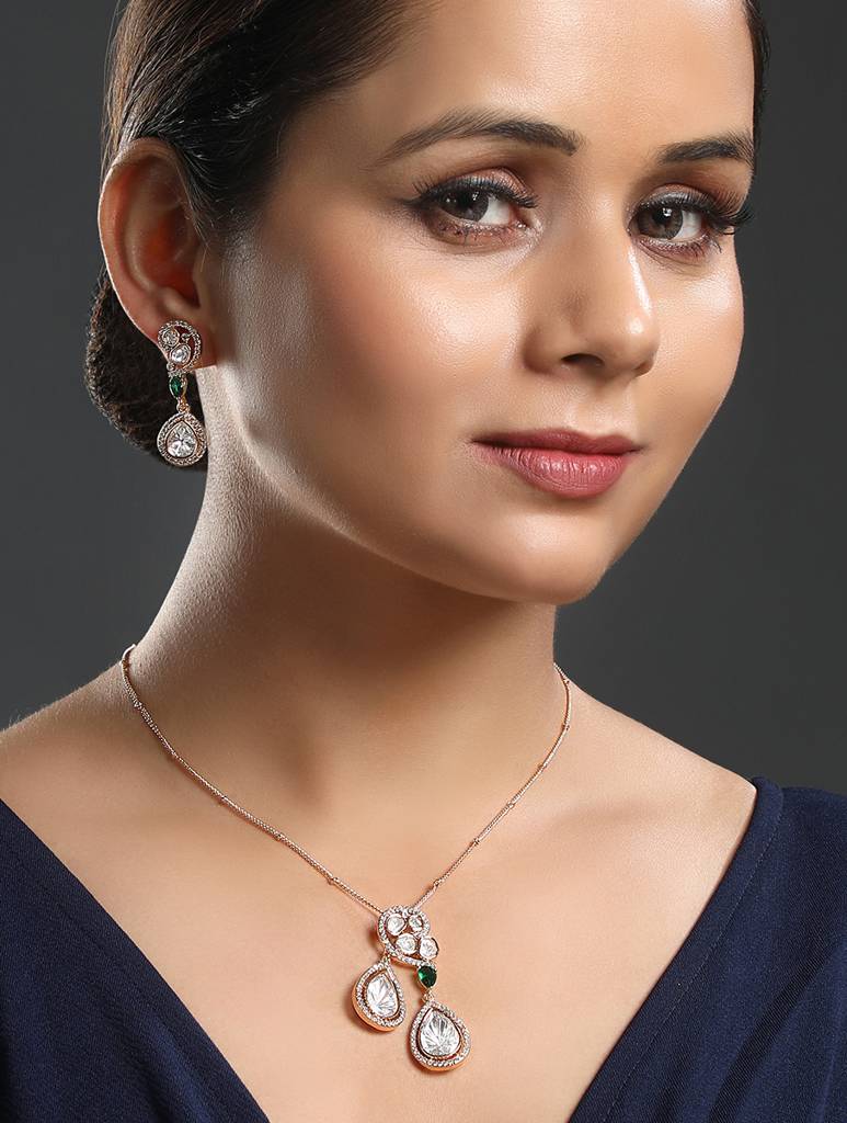 Gold Polished Brass Mosanite Kundan Polki Pendant Set : HRNS259