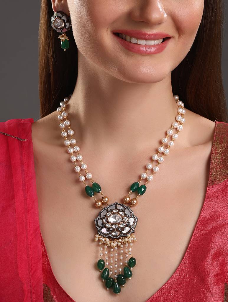 Micron Gold Polish Onyx Mother Of Pearl Mosanite Necklaces : HRNS-271