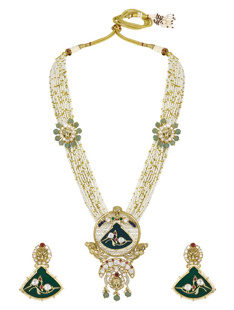 Micron Gold Polish Onyx Mosanite Necklaces : HRNS314