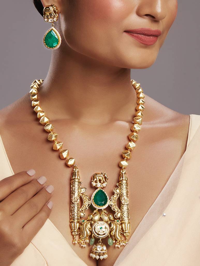 Micron Gold Polish-Onyx Mosanite Jewellery Set : HRNS320