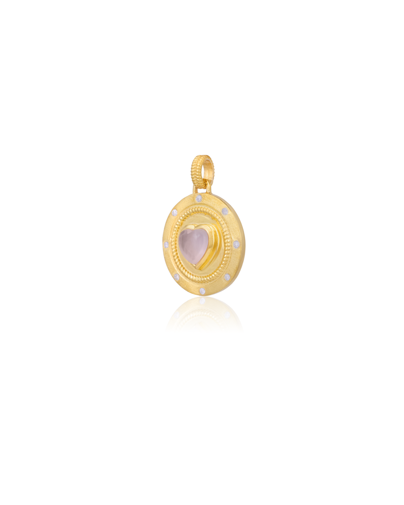 Enchanting Heart Pendant : HRT-PE-05