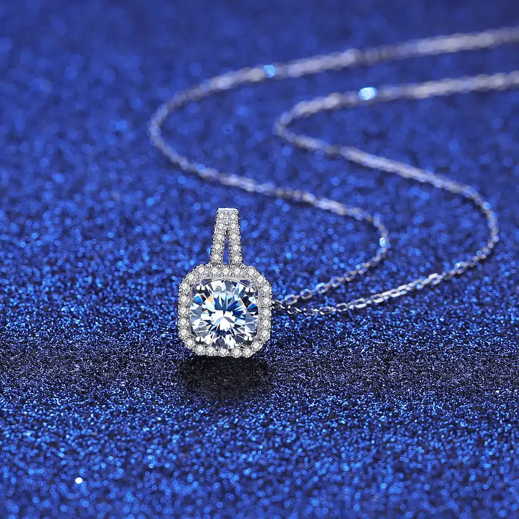 Gra Certified Starlit Glamour Round Cut Silver 1Ct Moissanite Pendant Set With 1Ct Ea : StarlitGlamour_MSN22052429_MSE22052428