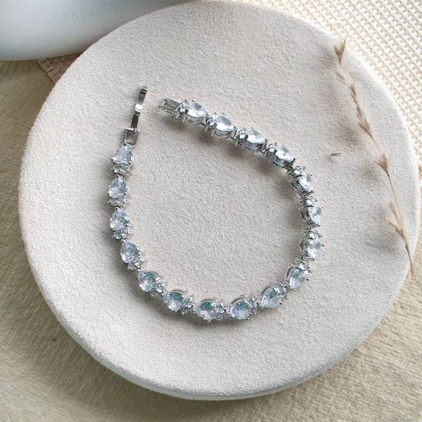 Heart Diamond Bracelet : B378