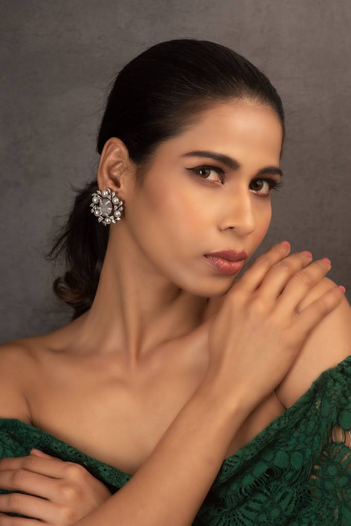 Pearl With Grey And Zircon Tops Earrings