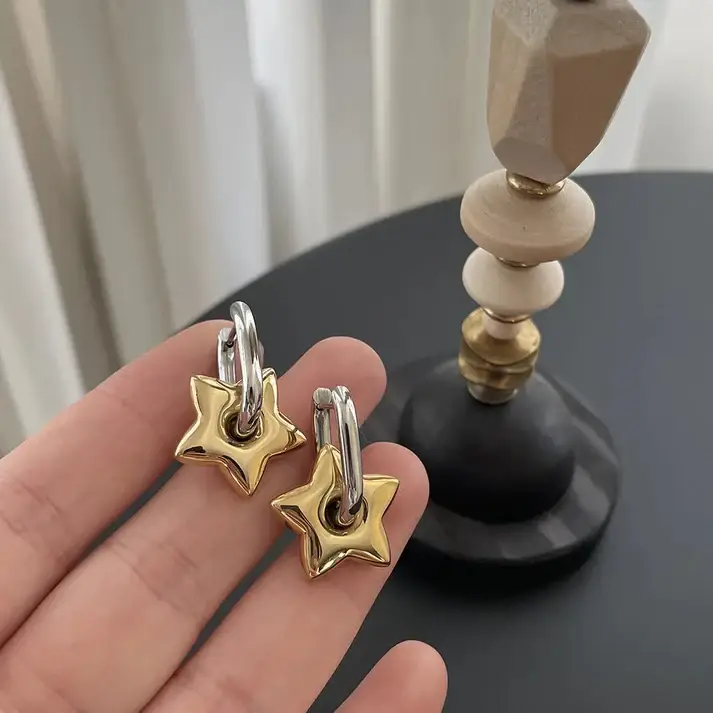 Y2K Star Drop Earring : NC0816